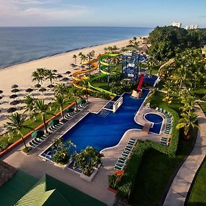 Grand Decameron Panama, A Trademark All Inclusive Resort